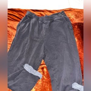 Women’s American eagle sweatpants